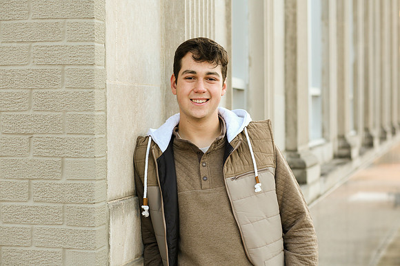 Noah (28)
